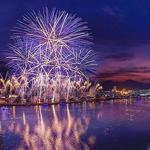 Hotel Ibiza Riverfront Da Nang