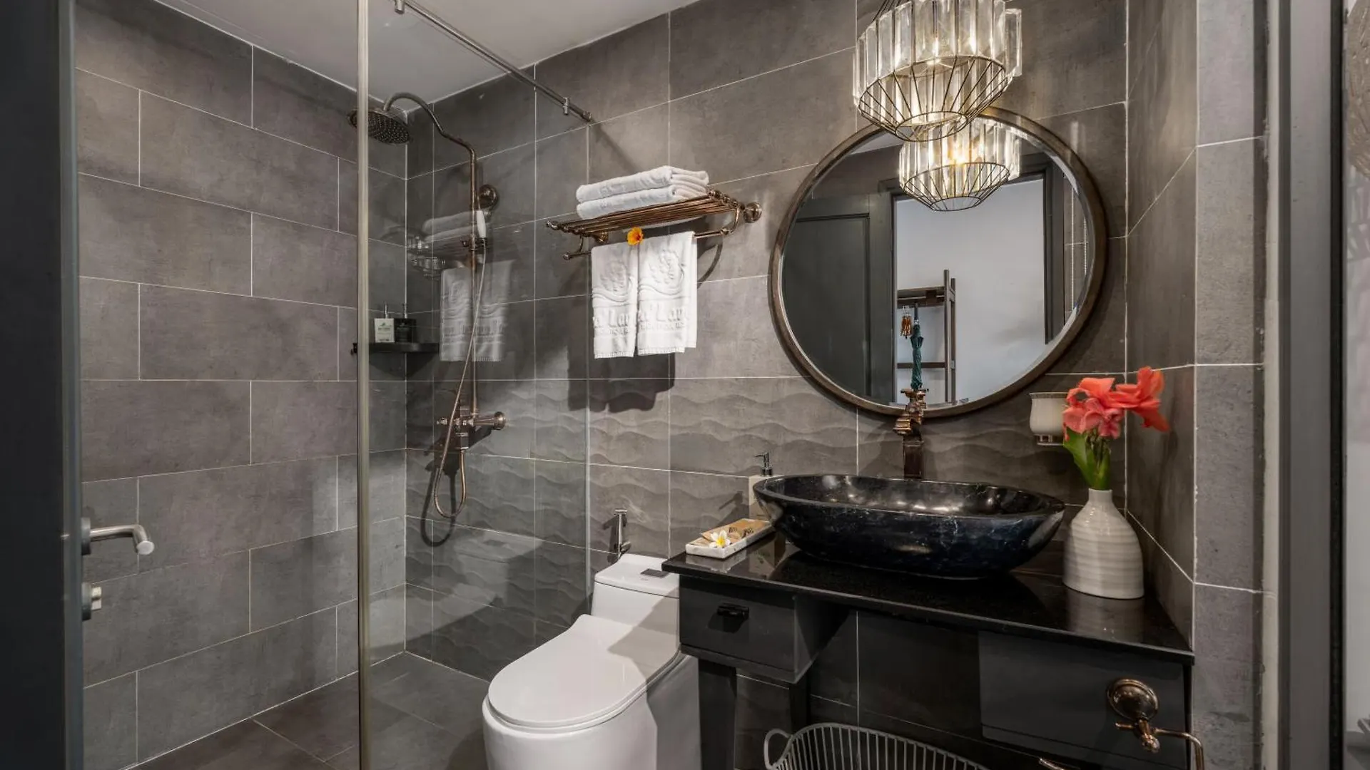 Sea Lavie Boutique Resort & Spa Hội An 4*,